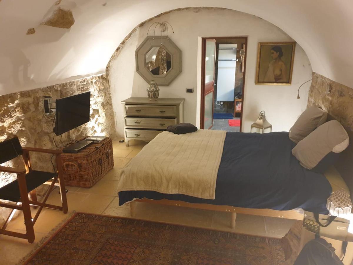 La Villageoise, Chambre Troglodyte Pitoresque Au Coeur Du Village Rognes Ngoại thất bức ảnh